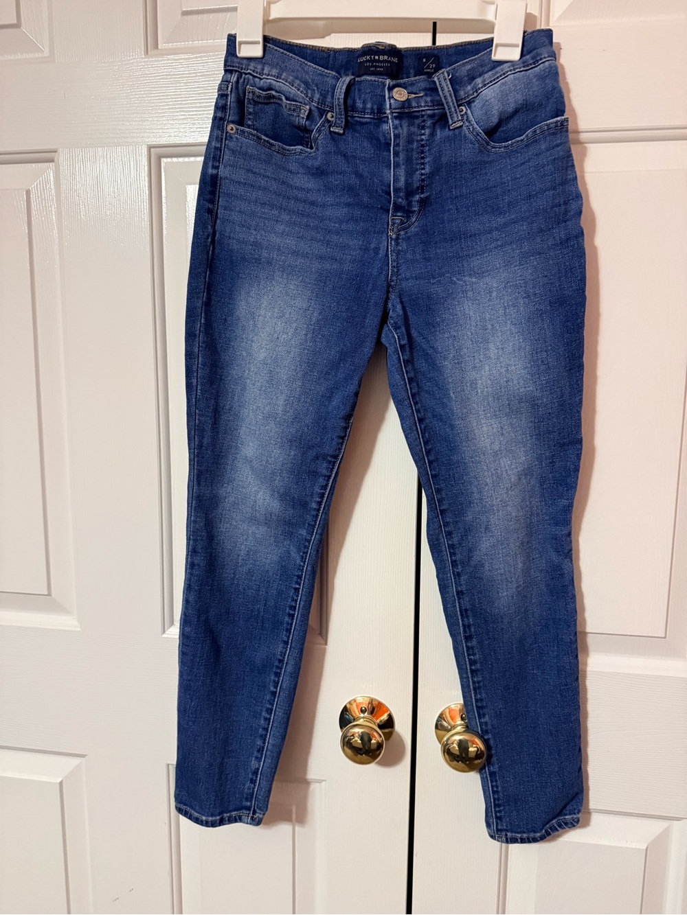 Lucky Brand Women's Medium Blue Skinny Jeans